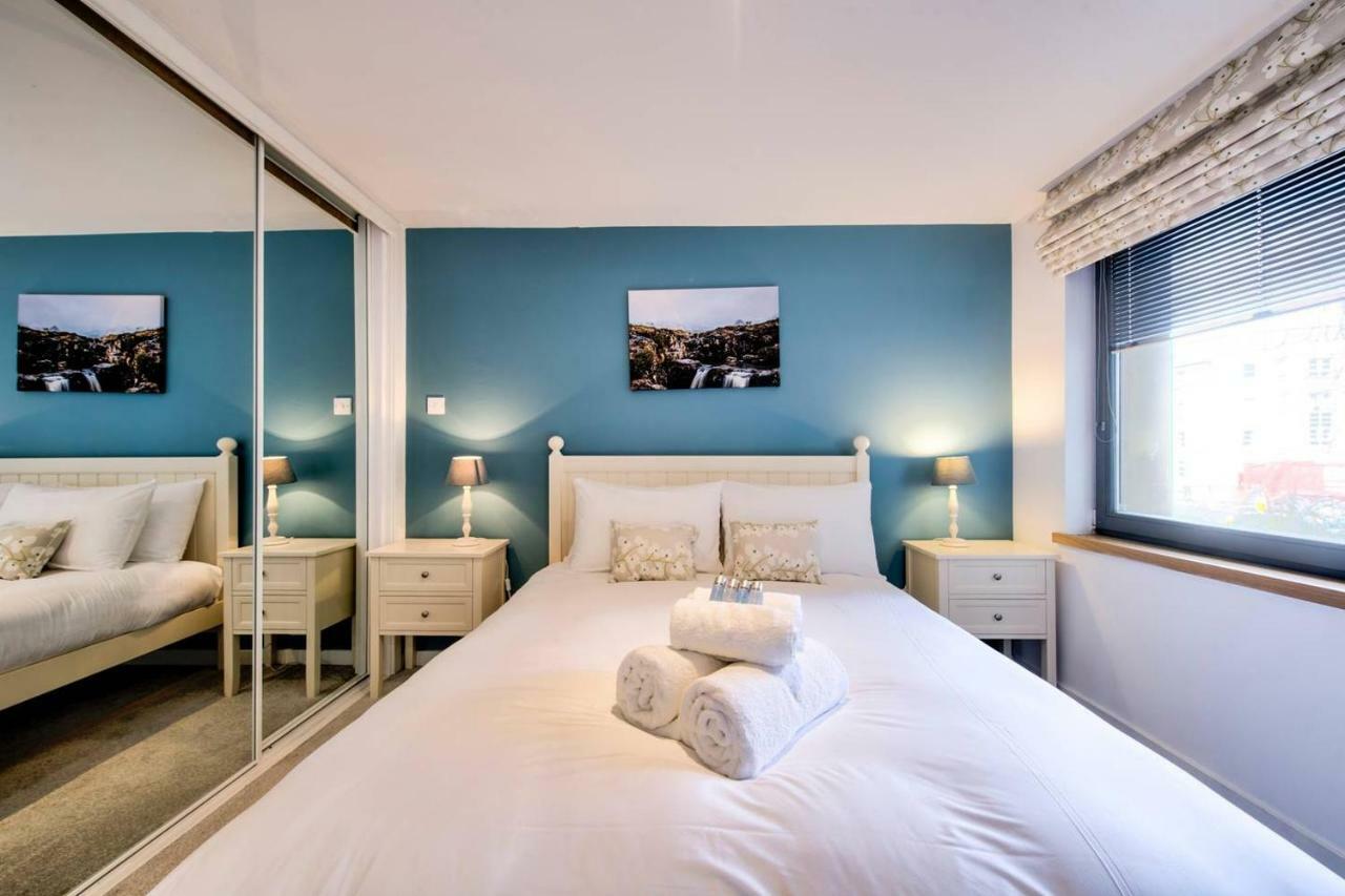 Altido Alluring 3Br Apt Near The Centre With Parking Edinburgh Bagian luar foto