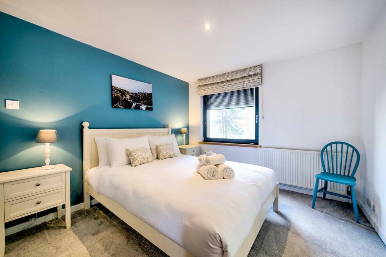 Altido Alluring 3Br Apt Near The Centre With Parking Edinburgh Bagian luar foto