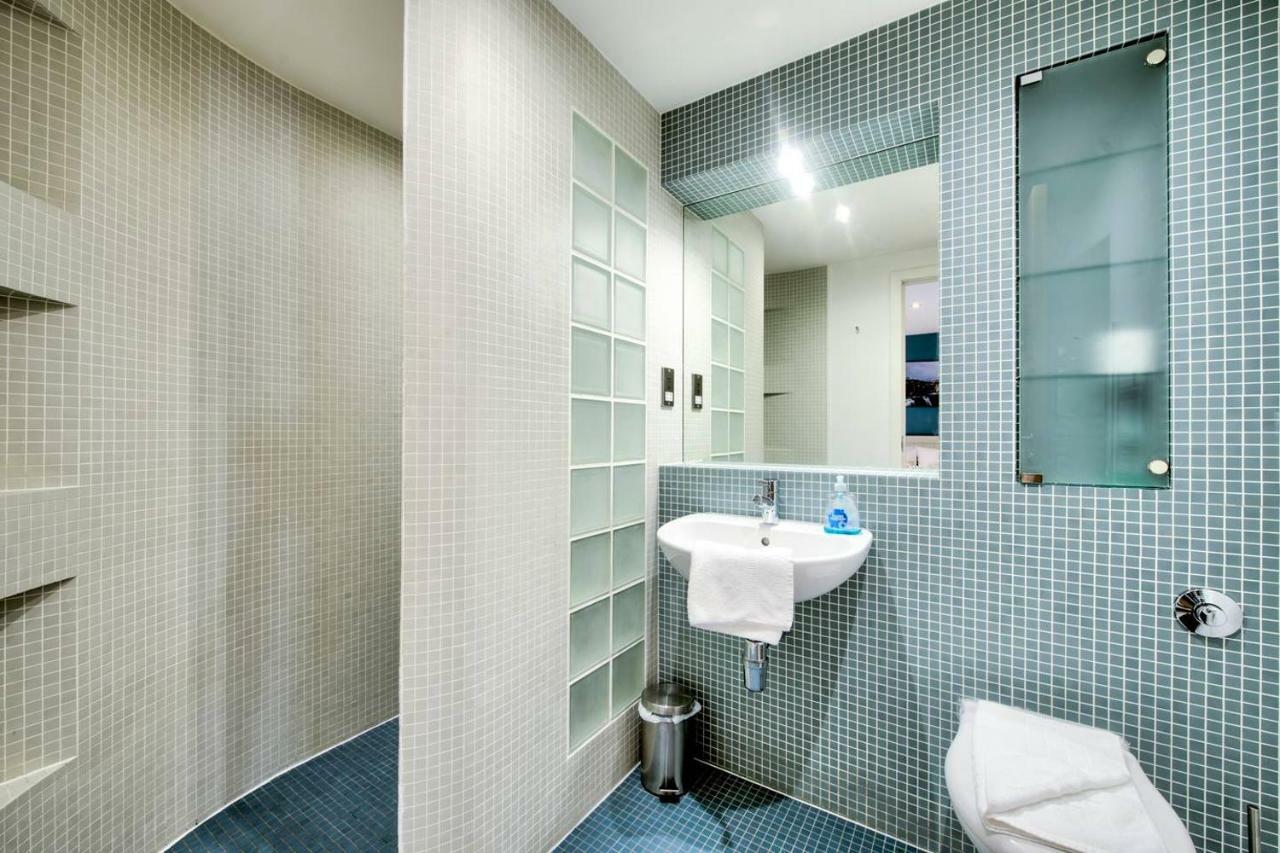 Altido Alluring 3Br Apt Near The Centre With Parking Edinburgh Bagian luar foto